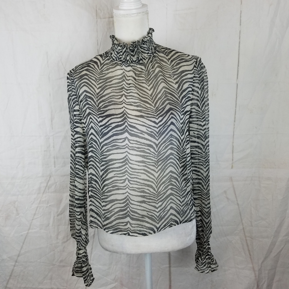Blue blush sheer zebra print top - Picture 2 of 8
